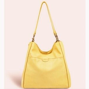 AMERICAN Leather Co. Austin Triple Entry Leather Bucket Hobo Bag Pale Yellow